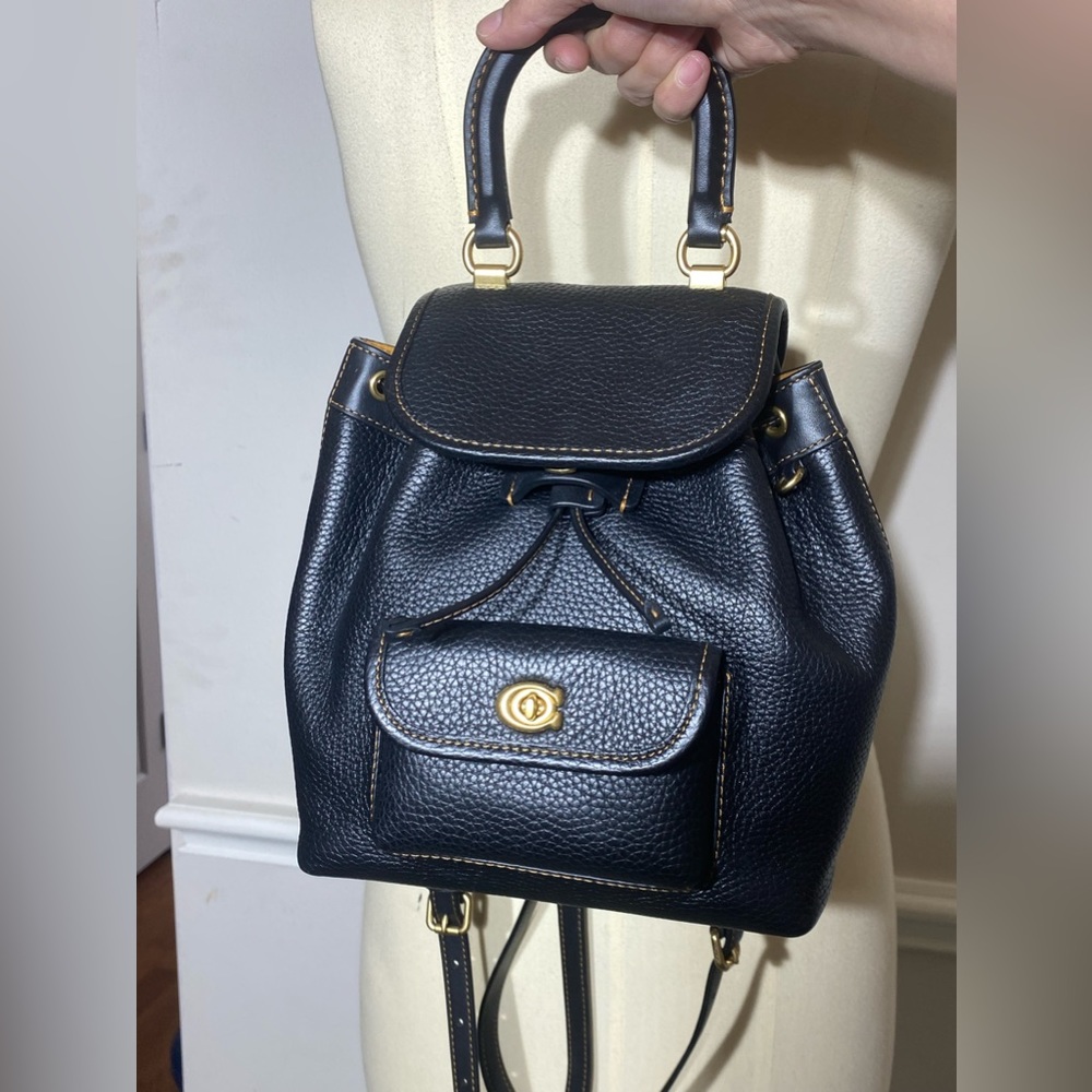 Coach Ryia 21 small back pack